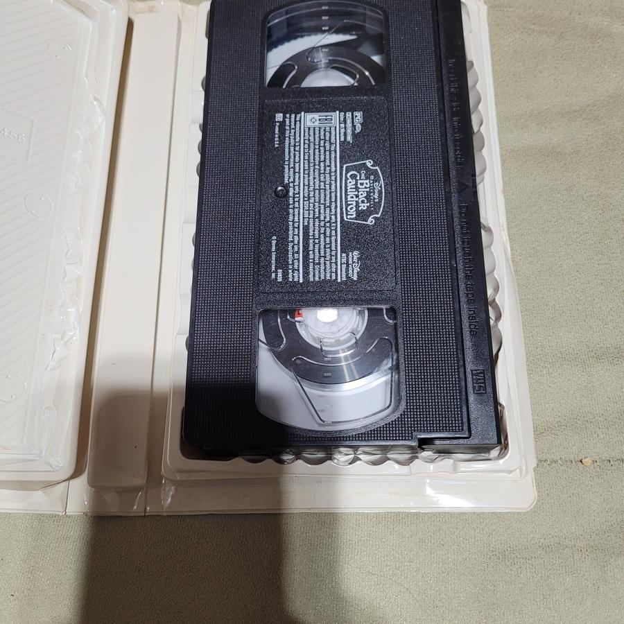 The Black Cauldron alt 2