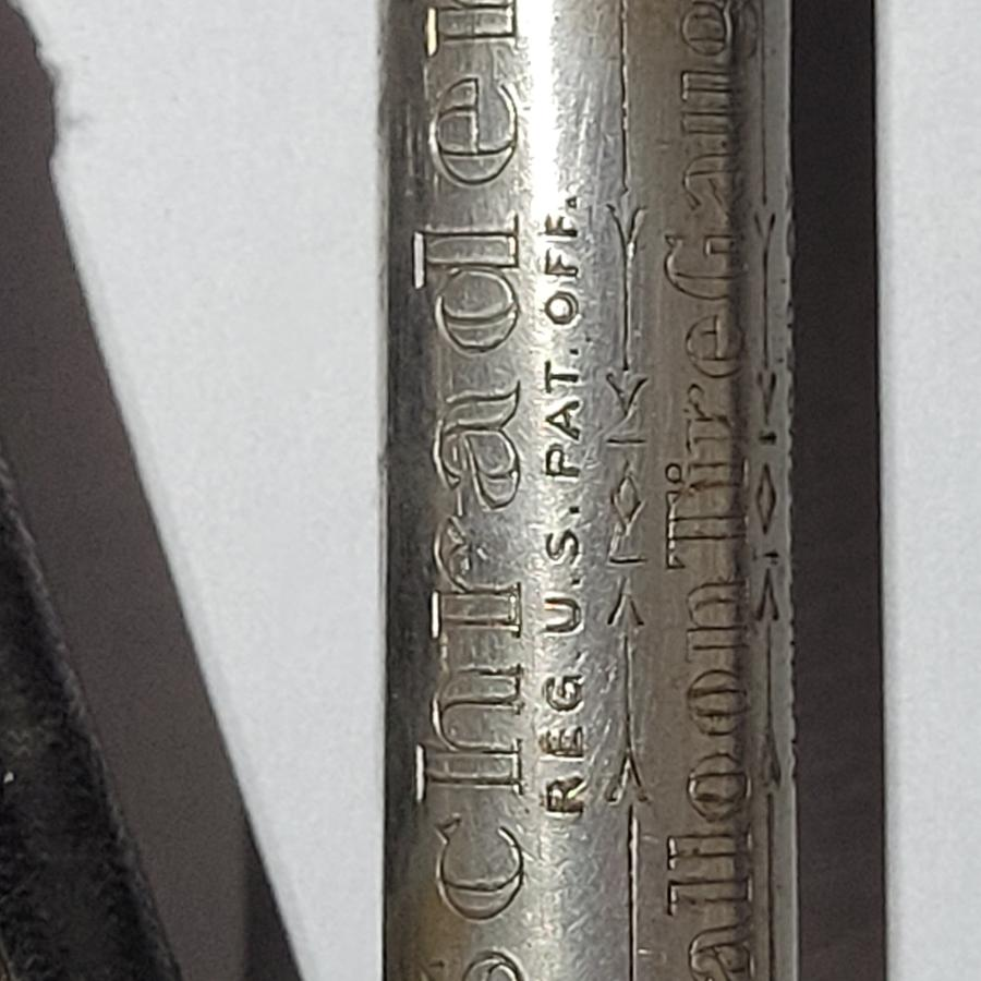 Schrader Balloon Tire Gauge with Leather Case alt 2